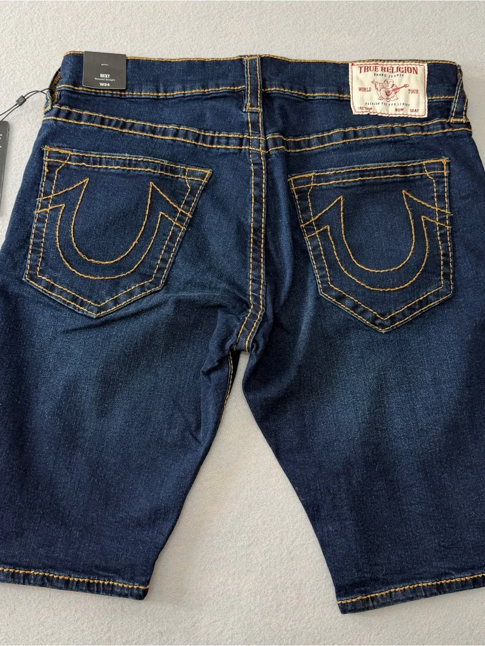 206/1751 True Religion Ricky Relaxed Straight Denim Shorts W34 NWT